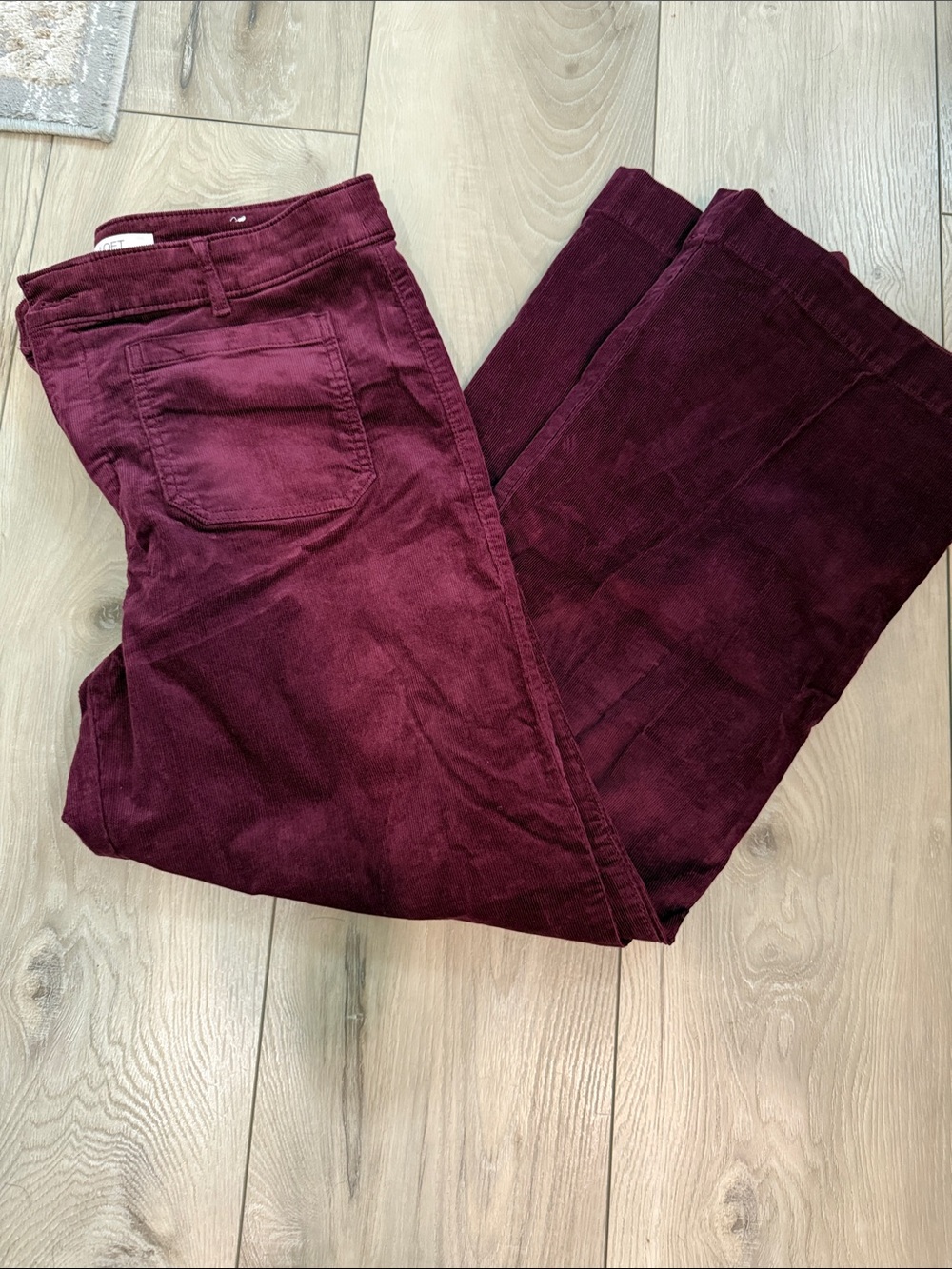 LOFT Straight-Leg Corduroy Jeans in Wine